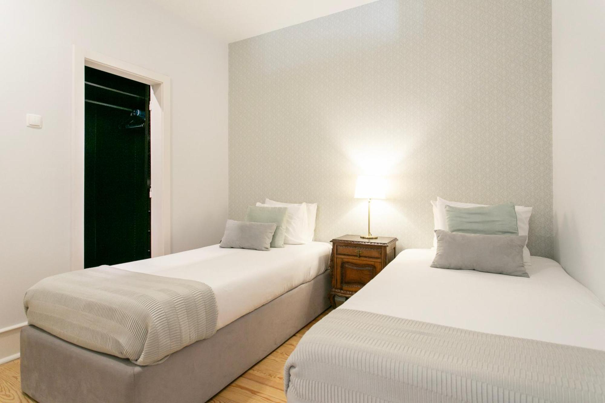 Boutique Apartment Near Ritz & Liberdade Lisbon Bagian luar foto