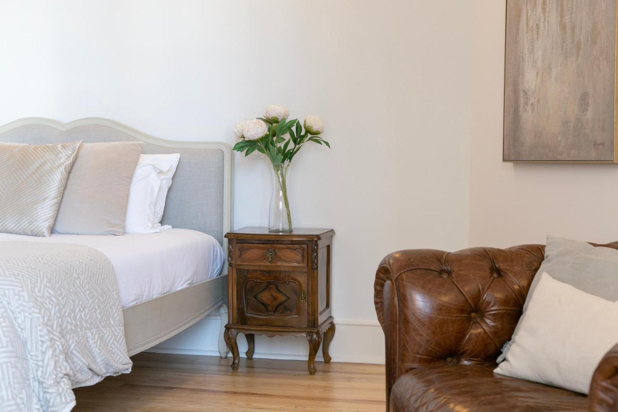 Boutique Apartment Near Ritz & Liberdade Lisbon Bagian luar foto