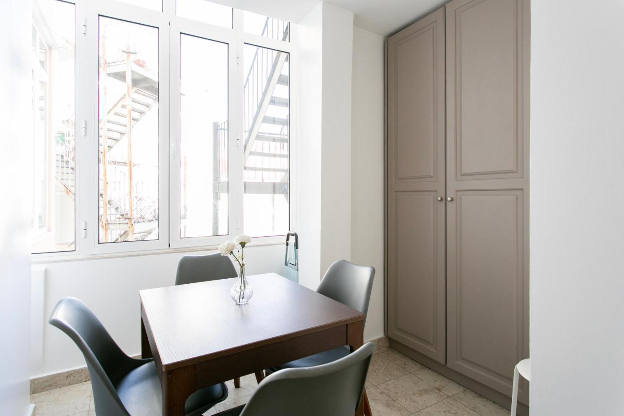 Boutique Apartment Near Ritz & Liberdade Lisbon Bagian luar foto