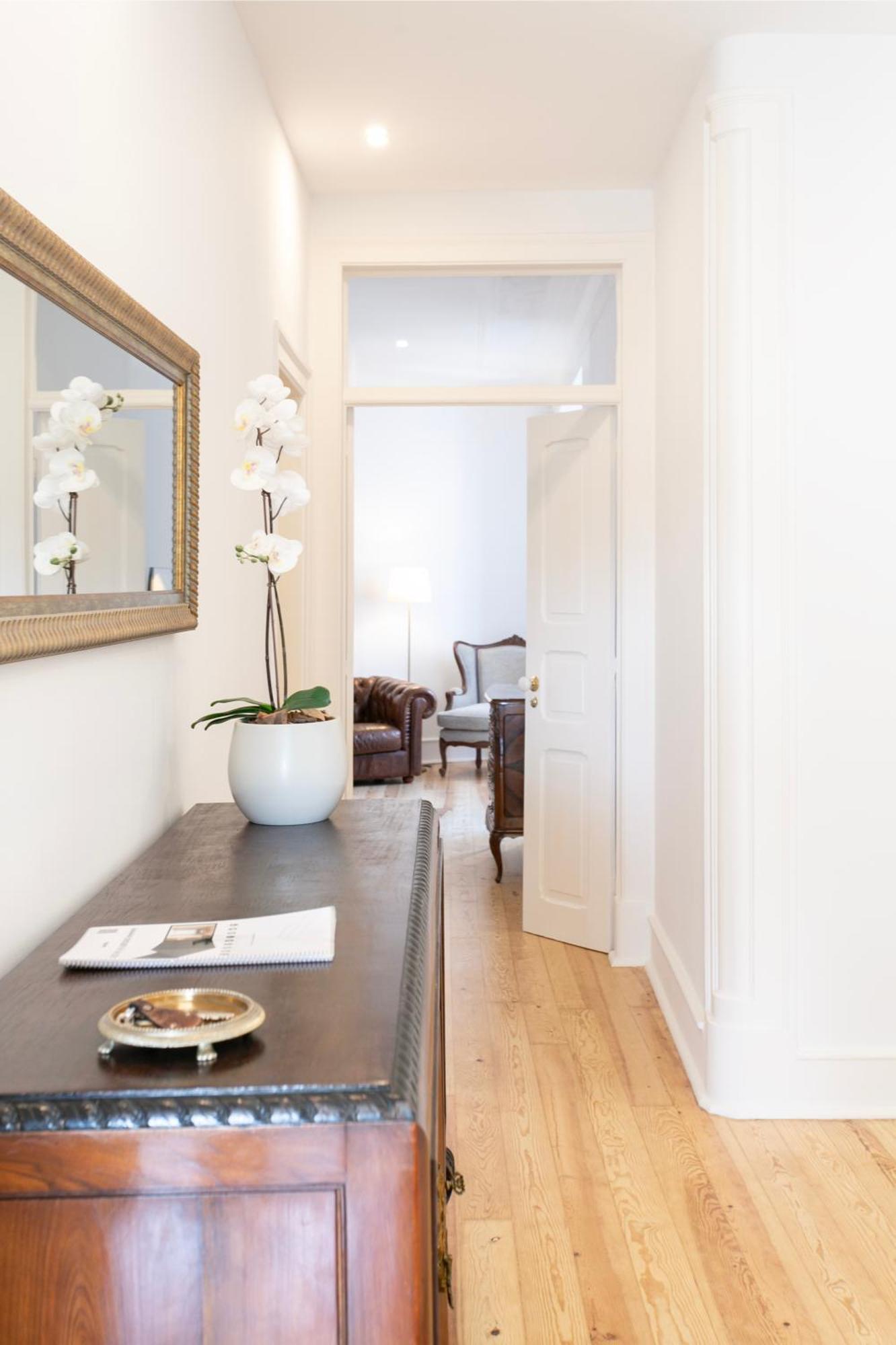 Boutique Apartment Near Ritz & Liberdade Lisbon Bagian luar foto