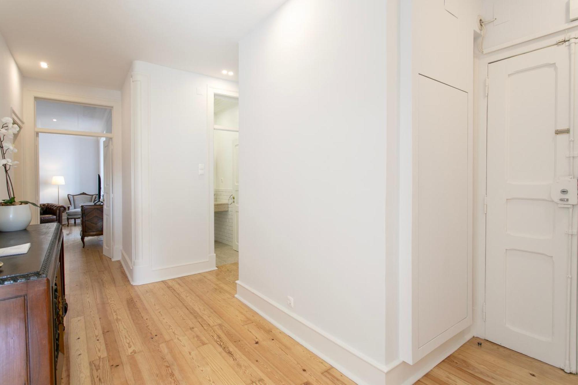 Boutique Apartment Near Ritz & Liberdade Lisbon Bagian luar foto